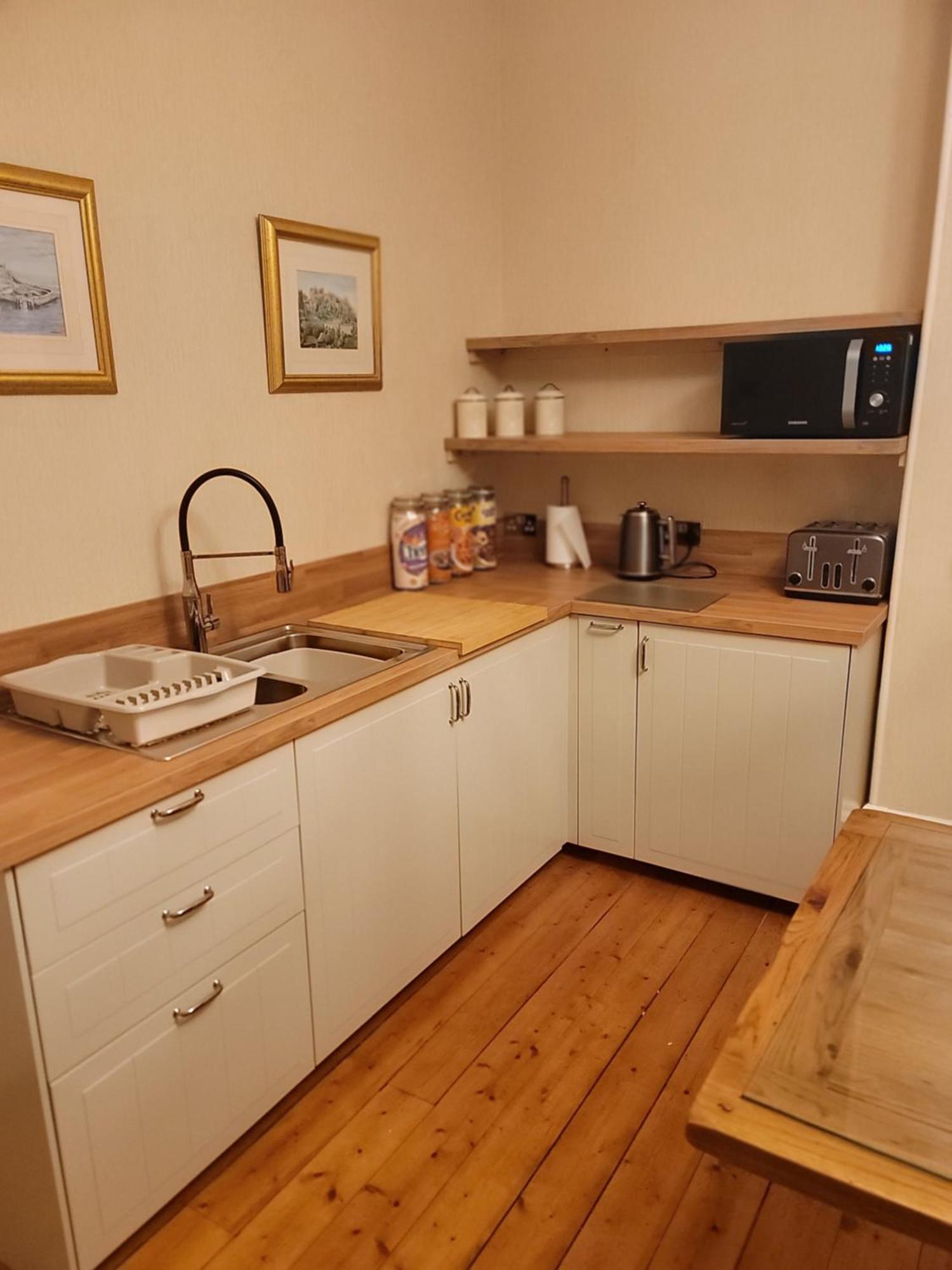 3 Bedroom Villa Attached To Host Home Free Parking Perth Eksteriør bilde